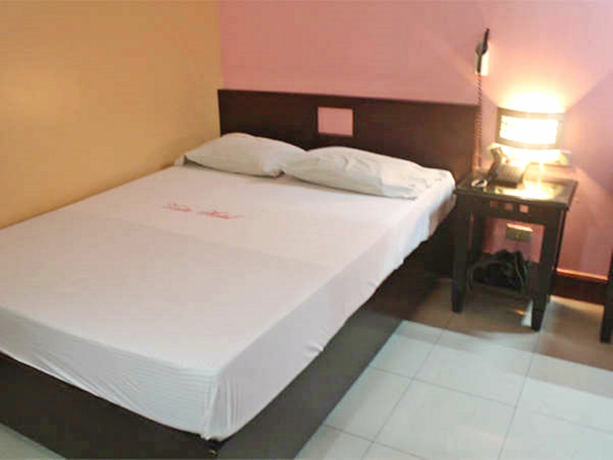 Vista Apartelle Makati City Exteriér fotografie